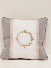 Load image into Gallery viewer, Classic Cushion