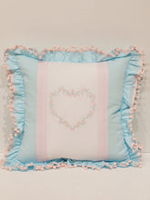 Load image into Gallery viewer, Classic Cushion