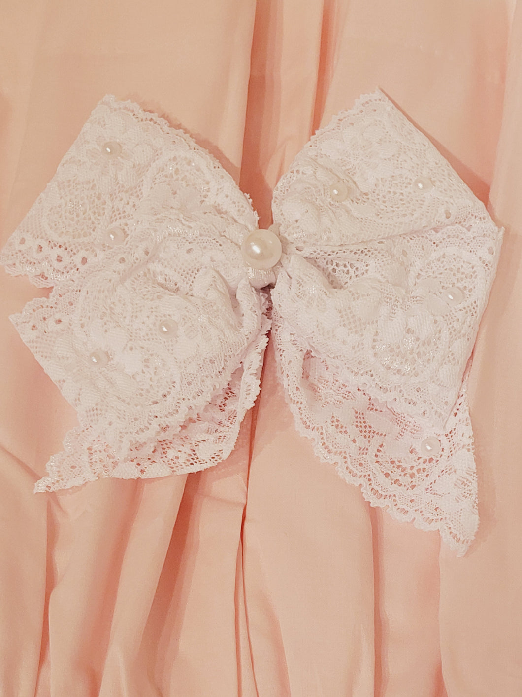 Lace & Pearls Bow