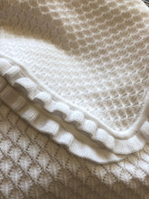 Load image into Gallery viewer, Dove Knit Blanket
