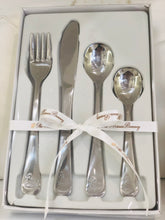 Load image into Gallery viewer, Duckling Cutlery Set
